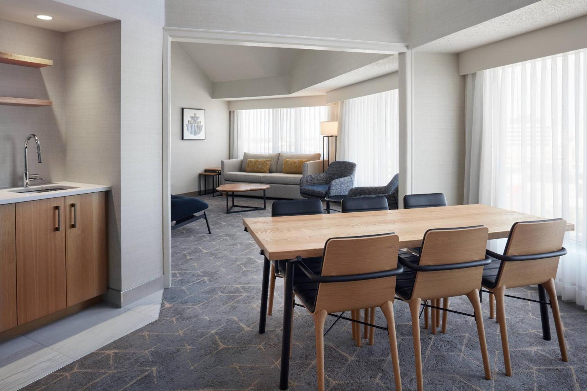 เดลต้า โฮเต็ล บาย แมริออท แซสคาทูน ดาวน์ทาวน์ Hotel แซสเกอทูน ภายนอก รูปภาพ